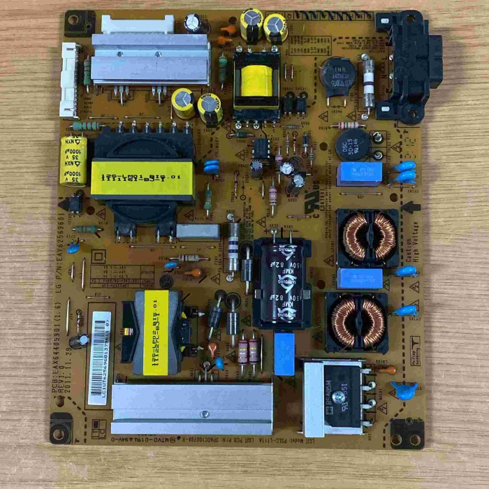 FUENTE ALIMENTACIÓN LG 37LS570S EAX64405901(1.6) EAY62569601
