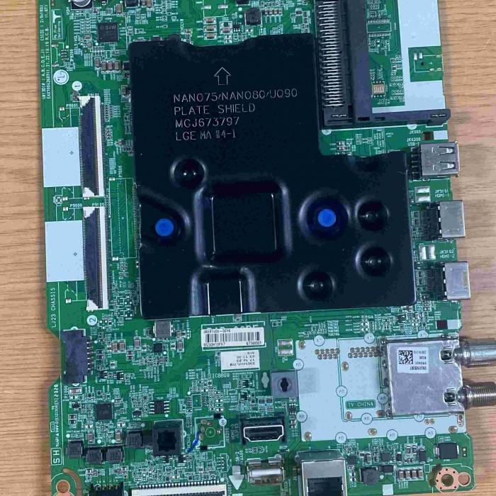 MAINBOARD LG 55UR74006LB EAX70042603(1.2) EBT67748301