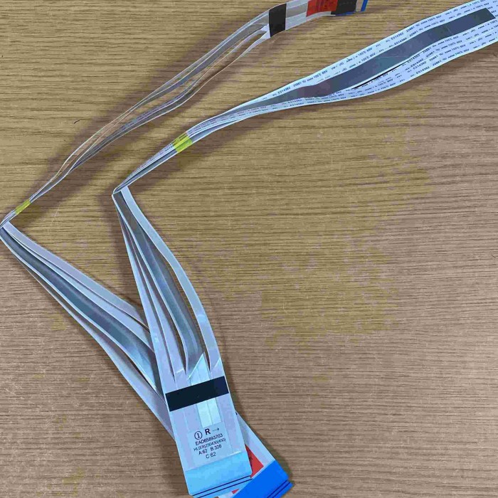 CABLE LVDS LG 55UR81006LS EAD65893703 EAD 65893704