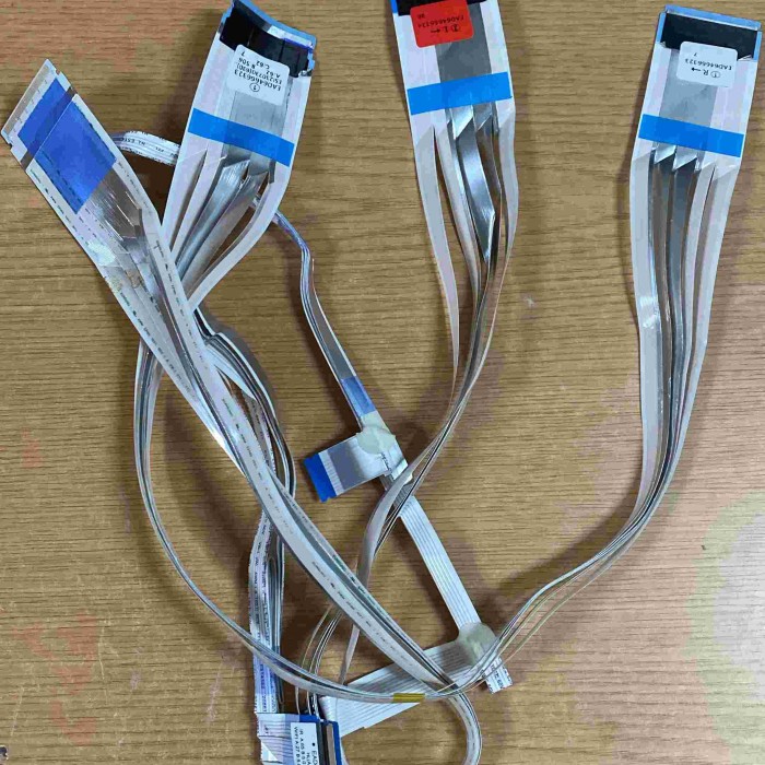 CABLE LVDS LG 75UR76006LL EAD64666323 EAD64666324 EAD65825830