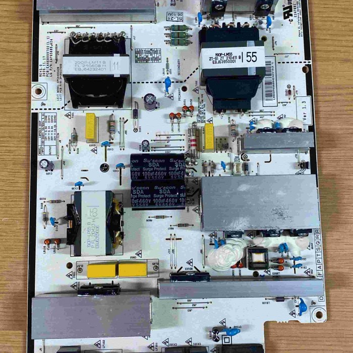 FUENTE ALIMENTACIÓN LG OLED55C15LA EAX68999702(1.1) EAY65689424