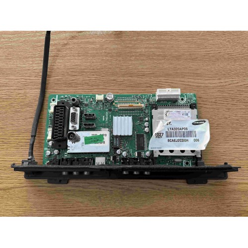 MAINBOARD TOSHIBA 32BV500B 17MB45M-3 PANEL LTA320AP06